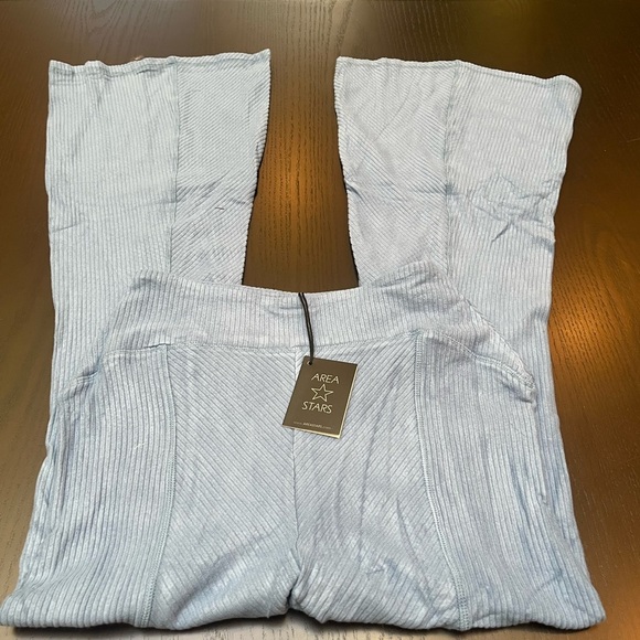 Area Stars NWT Pull On Ribbed Bell Flare Athleisure Pant in Blue Size Small - Picture 12 of 14